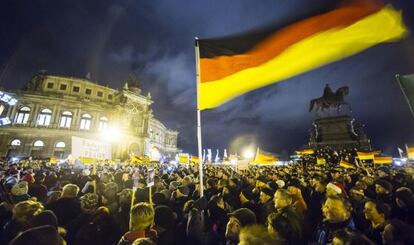Manifestaci&oacute;n en contra de la inmigraci&oacute;n, el 22 de diciembre en Dresde.