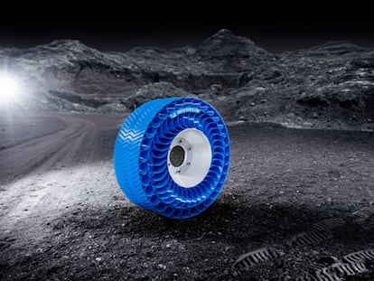 Prototipo de un neumático Michelin en la Luna.