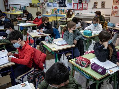 Estudiantes de un colegio público. Mare Nostrum de Valencia, una clase de sexto de primaria.