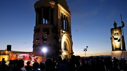 Celebración de <i>Las noches bárbaras</i> en la terraza del Círculo de Bellas Artes el año pasado.