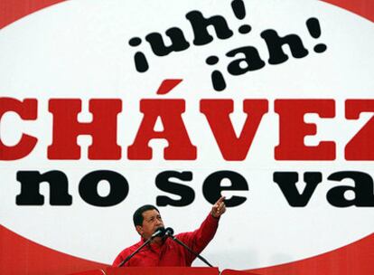 Chávez, durante el mitin en Caracas para celebrar el décimo aniversario de su presidencia.