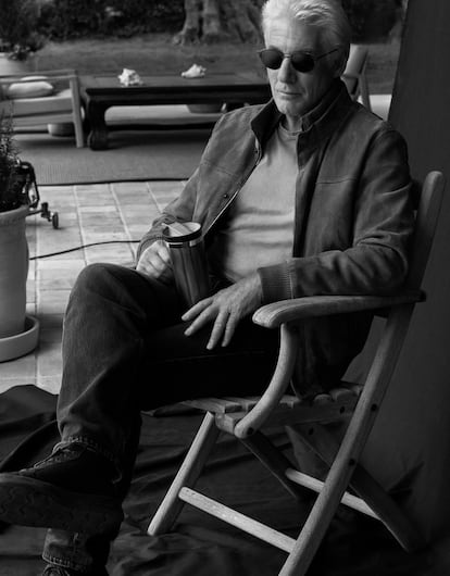 “Creo que todos debemos ayudar como
podamos. Y con amabilidad, que es algo transformador, revolucionario”, dice Richard Gere.