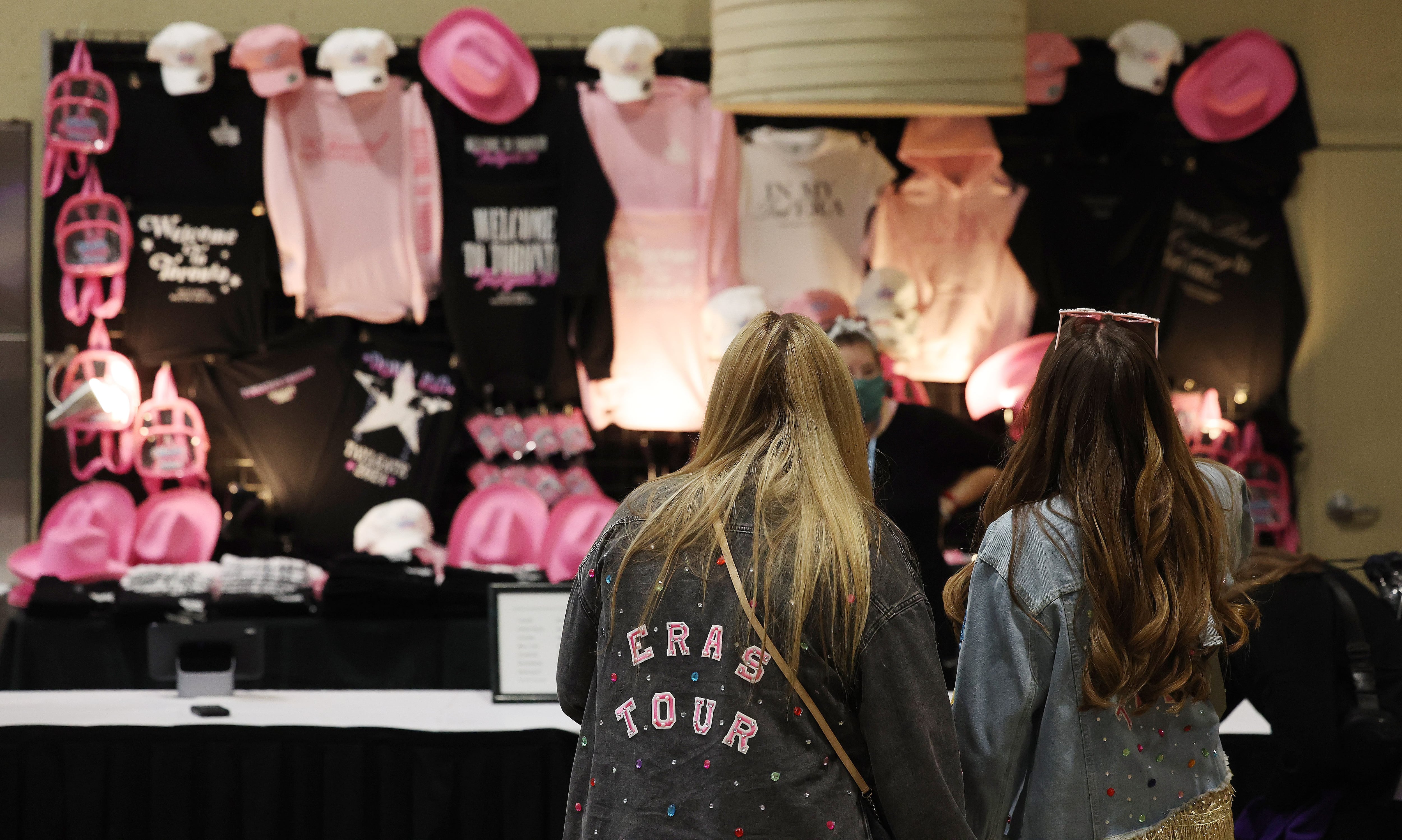 El negocio del negocio: el ‘merchandising’ lo invade todo