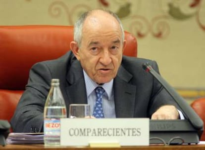 El gobernador del Banco de España, Miguel Ángel Fernández Ordóñez, en el Congreso.