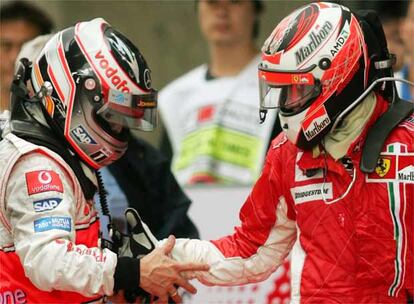 Kimi Raikkonen, que ha terminado primero, ha sido junto a Alonso el gran triunfador de la carrera