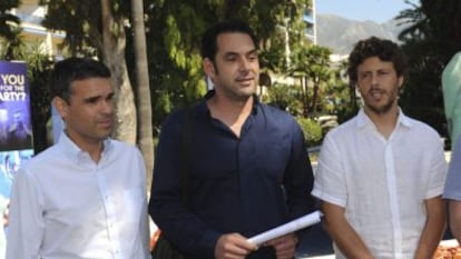 De izquierda a derecha, José Bernal, PSOE; Miguel Díaz, IU; José Carlos Nuñez, Costa del Sol Sí Puede y Rafael Piña, Opción Sampedreña.