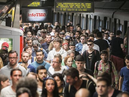 El metro, durante una huelga, en una imagen de archivo.