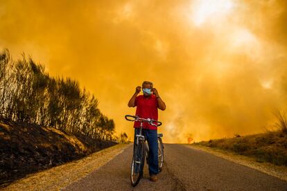 Incendio forestal en Cualedro (Ourense), el 14 de septiembre. Galicia sufrió por estas fechas una oleada de incendios, que afectaron principalmente a la provincia de Ourense donde se declararon mas de 10 incendios en pocas horas.