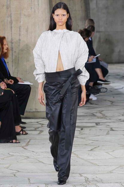 el masculino debut de jw anderson en Loewe