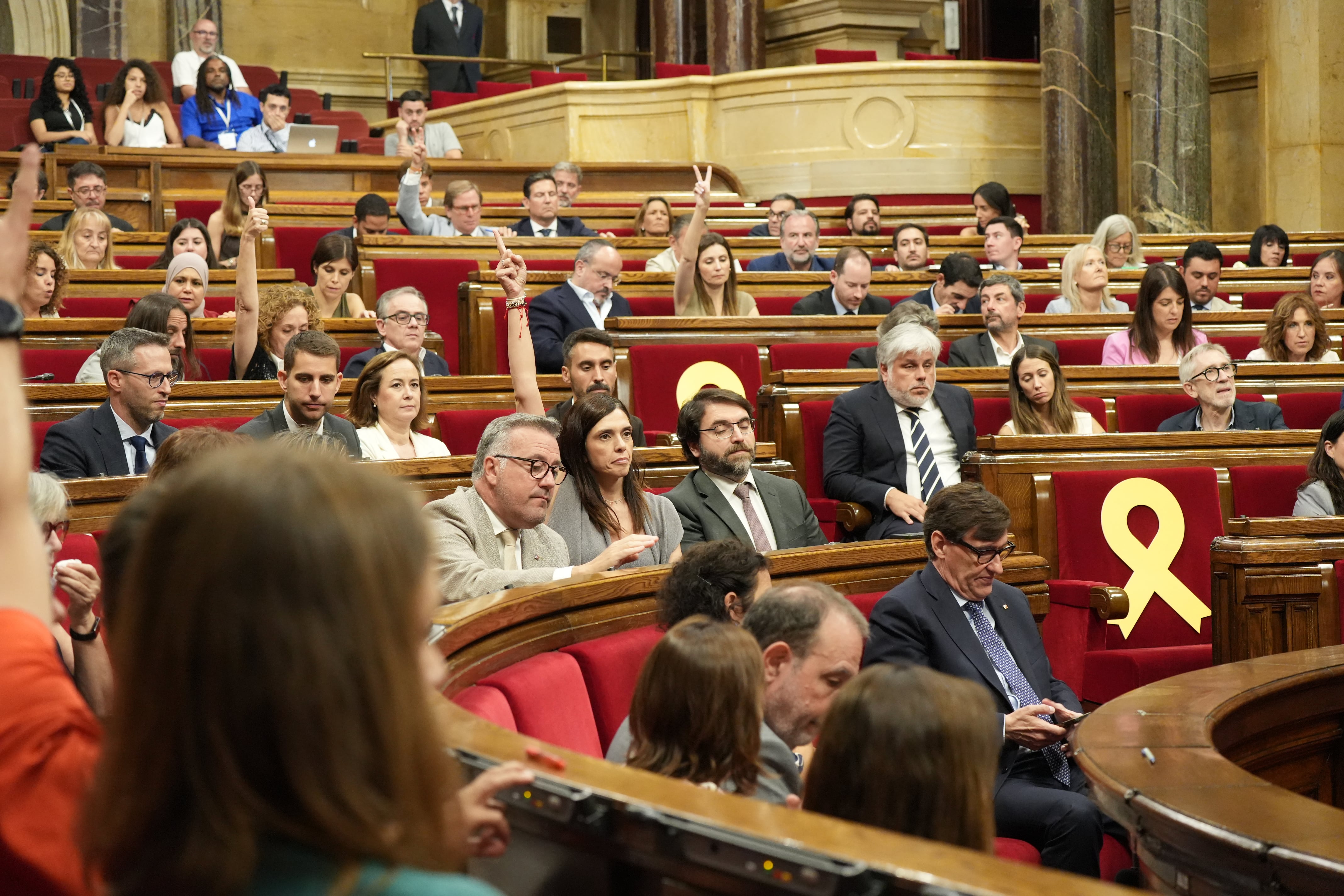 Aliança Catalana sería tercera fuerza y junto a Vox sumarían casi el 30% del Parlament, según el CEO