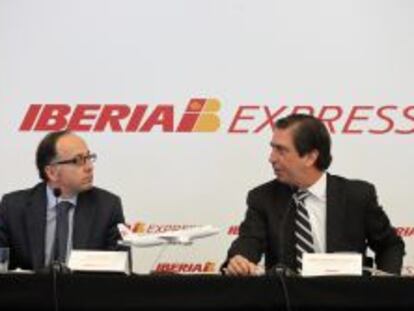 Luis Gallego, nuevo consejero delegado de Iberia, junto a Rafael Sánchez Lozano, hasta ahora primer ejecutivo.