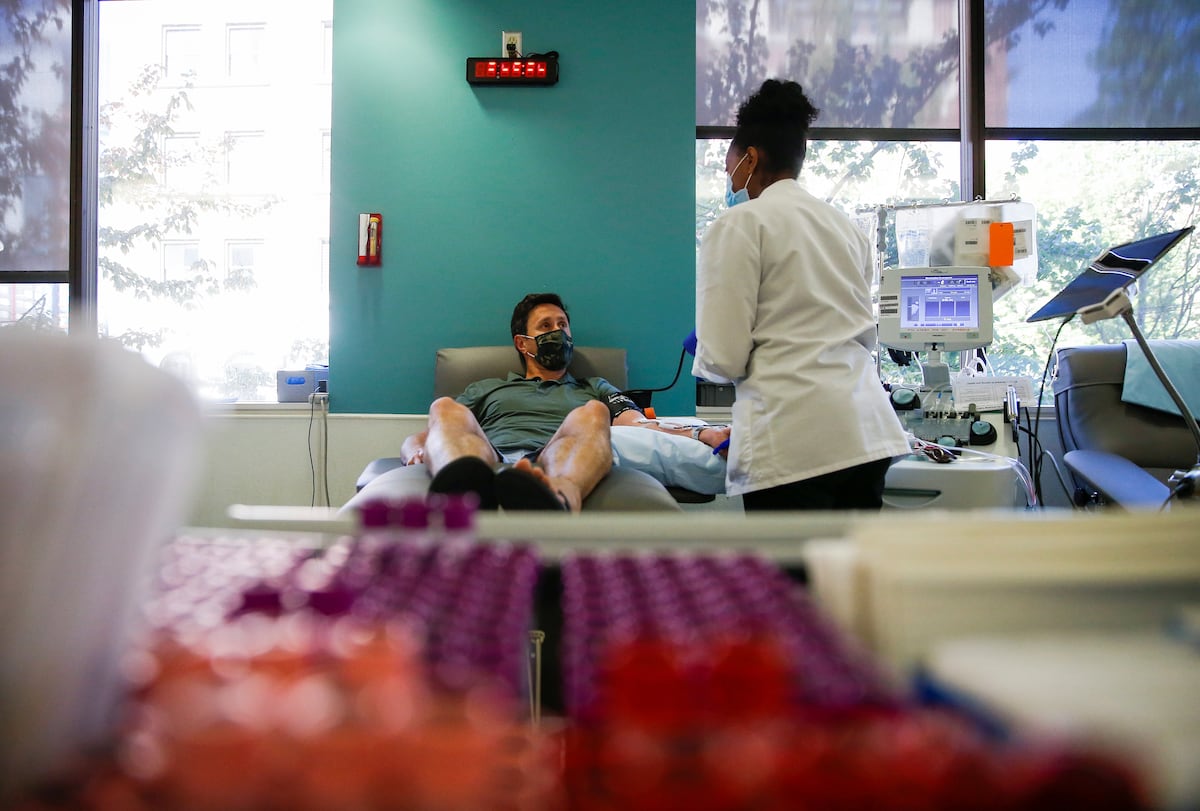 Donating blood or selling tamales: How undocumented immigrants survive when nobody wants to hire them