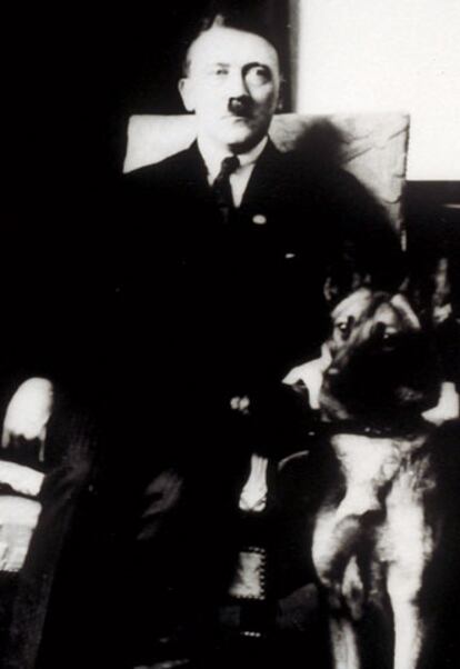 Imagen del documental <i>Adolf Hitler: el hombre y el mito. </i>