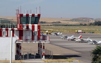 Nueva torre de control del aeropuerto de Cordoba.