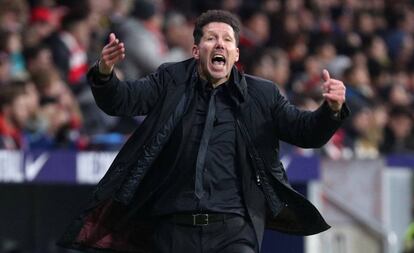 Simeone, durante el Atl&eacute;tico-Real Sociedad