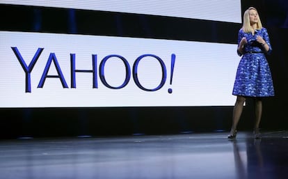 La consejera delegada de Yahoo, Marissa Meyer, ante los accionistas.