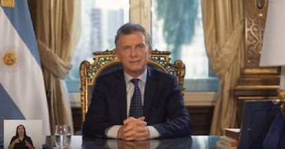 Mauricio Macri faz um resumo de sua gestão em uma mensagem gravada para ser transmitida em rede nacional.