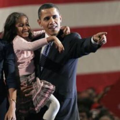 Barack Obama y su familia el pasado 4 de noviembre durante la celebración de la victoria electoral.