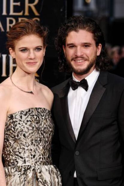 La pareja de actores Rose Leslie y Kit Harington el pasado abril.