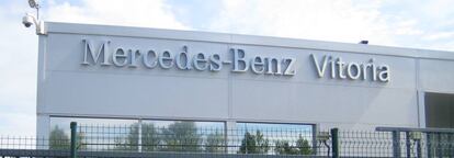 El ERTE de Mercedes-Benz en Vitoria afecta a 4.900 de los 5.000 trabajadores.
