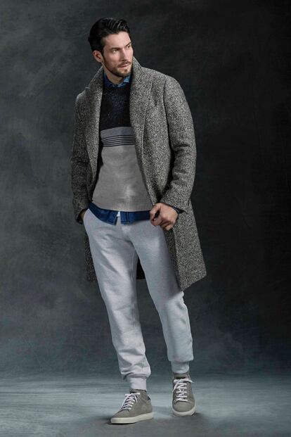 Modelo de la colección para hombre otoño-invierno 2016. 