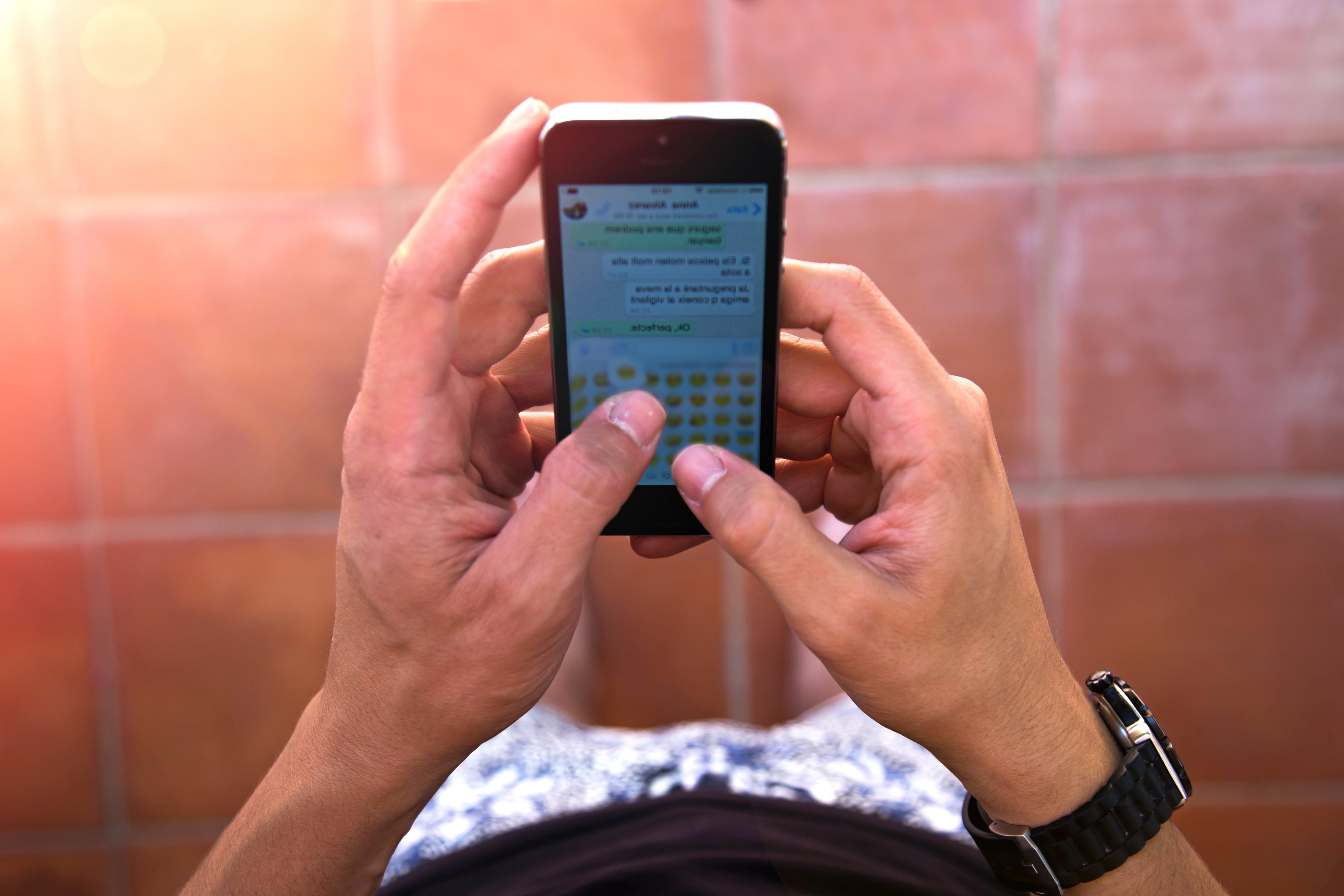 Cómo evitar que WhatsApp te quite tiempo (sin dejar de usarlo)