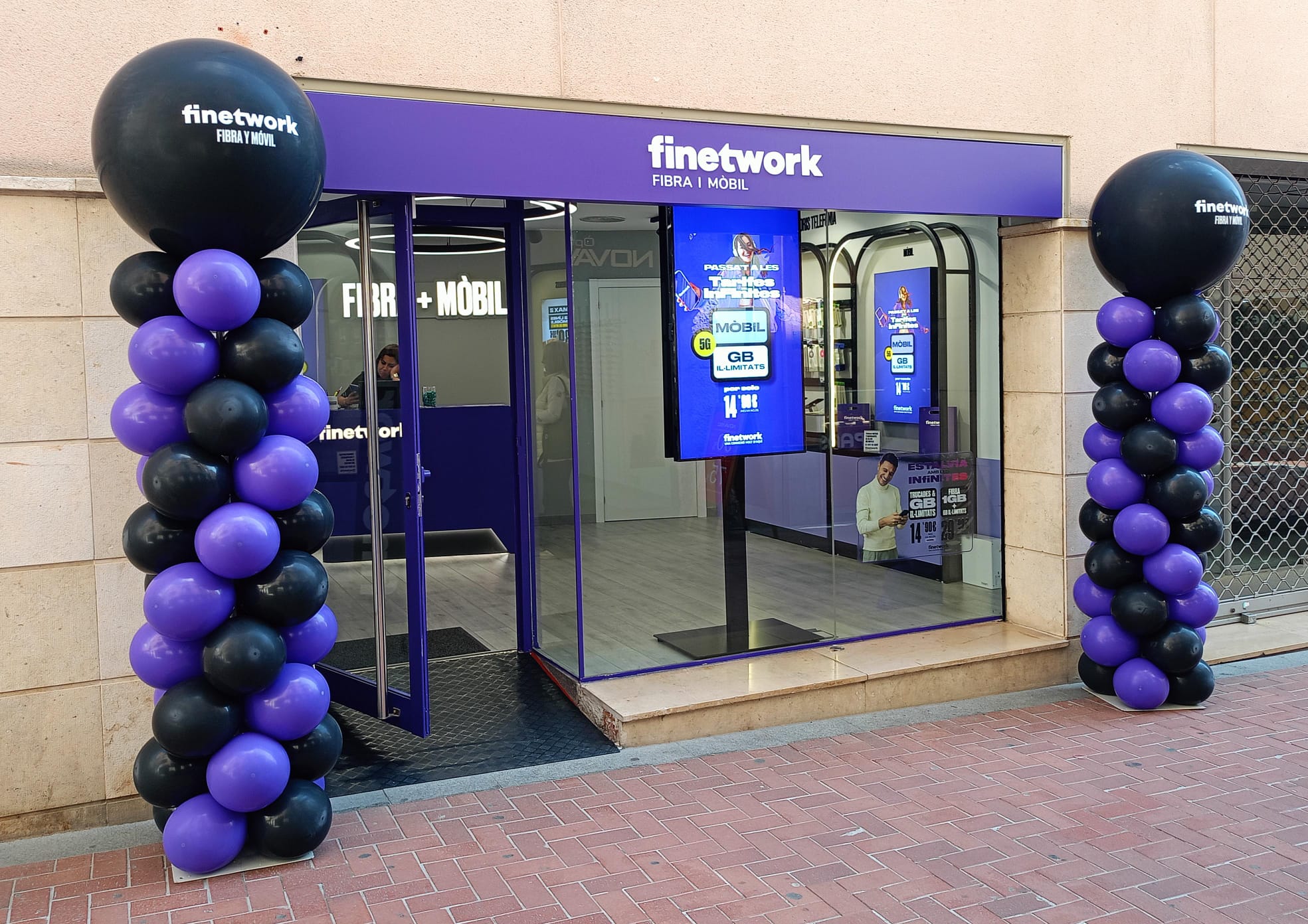 Finetwork se acoge al preconcurso de acreedores para blindarse frente a Vodafone  