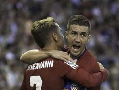 Griezmann y Gabi celebran un gol del Atl&eacute;tico