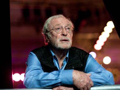 El actor Michael Caine posa para un retrato durante el festival de literatura de Cheltenham, en Reino Unido, en octubre de 2010.