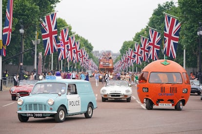 Participantes del desfile por el Jubileo de Platino de Isabel II, en Londres.
