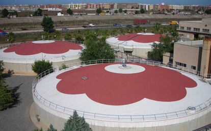Digestores de la depuradora
de Quart-Benàger, en Valencia, gestionada por Global Omnium.