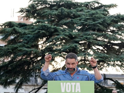 El presidente de Vox y candidato de este partido a la Presidencia del Gobierno, Santiago Abascal, este viernes en un mitin en Valladolid.
