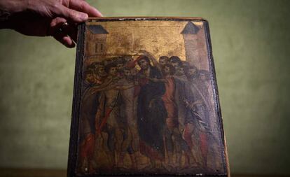 El cuadro 'Cristo burlado', del artista Cimabue, retratado el pasado 23 de septiembre cerca de París.