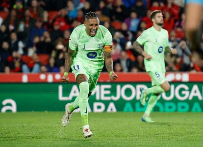 Raphinha celebra su segundo gol frente al Mallorca.