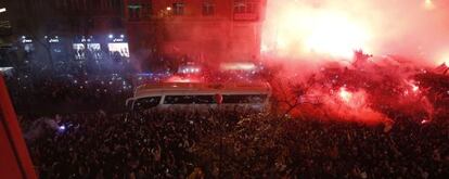 Llegada del autob&uacute;s del Madrid. 