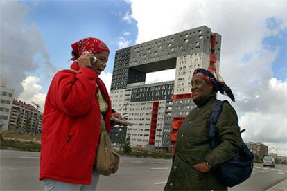 Los inmigrantes son ya una parte importante en la elevada demanda inmobiliaria española.