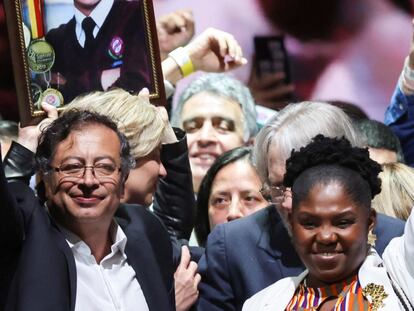 El presidente electo de Colombia, Gustavo Petro, y su vicepresidenta, Francia Marquez, tras conocer la victoria en las presidenciales del domingo.