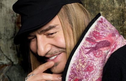 El diseñador John Galliano en París en 2008.