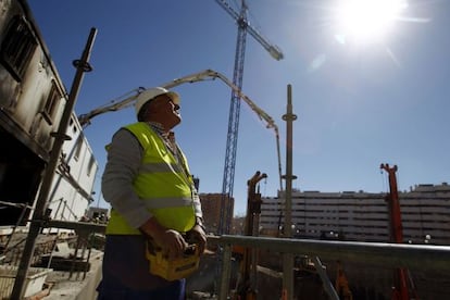 Construcci&oacute;n de viviendas en el PAU de Vallecas, en Madrid. 