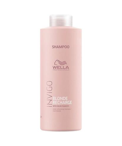 Champú violeta Invigo Blonde Recharge Color Refreshing, de Wella. Evita que el cabello rubio natural o de color se torne más amarillento. Compra por 18,70€ en Amazon.