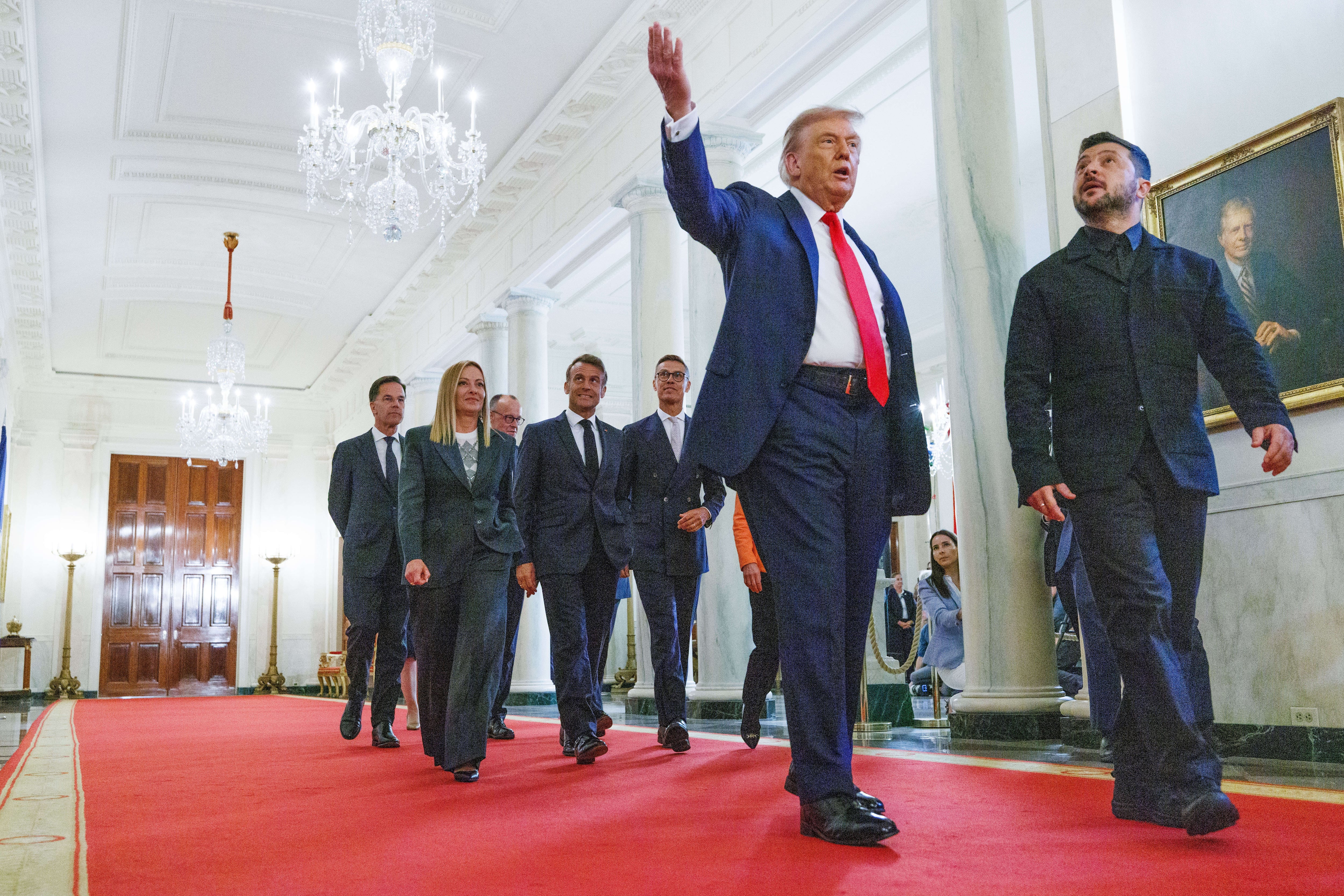 Reunión de Donald Trump y los líderes europeos en la Casa Blanca, este lunes.