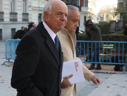 Francisco González, expresidente del BBVA, llega a la Audiencia Nacional para declarar en 2019.