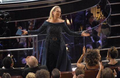 Meryl Streep durante la ovación en el Dolby Theatre tras las palabras de Jimmy Kimmel.