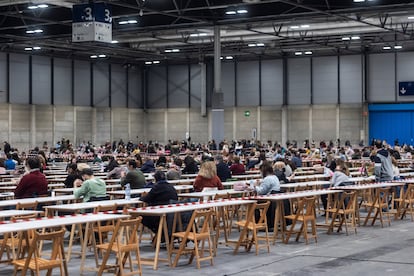 Oposiciones a la administración pública en el recinto ferial de Madrid. 