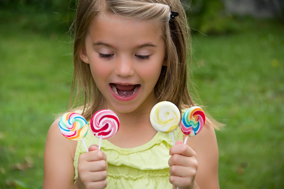 Por qué es mejor no prohibir las chuches a tu hijo - EL PAÍS