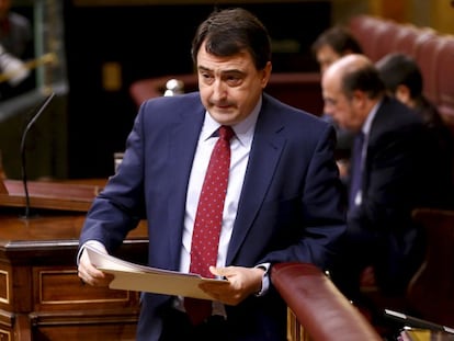 Aitor Esteban, portavoz del PNV, en la tribuna del Congreso el pasado febrero.