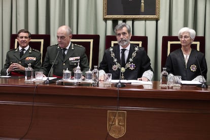 Apertura del año judicial militar de 2021. De izquierda a derecha, el general Gerónimo Domínguez; el entonces presidente del Tribunal Militar Central, Carlos Melón; el entonces presidente del Poder Judicial, Carlos Lesmes; y la entonces fiscal general del Estado, María José Segarra.