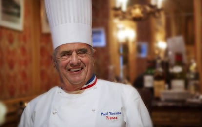 El chef Paul Bocuse, en su restaurante en 2011.