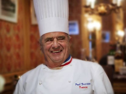 El chef Paul Bocuse, en su restaurante en 2011.