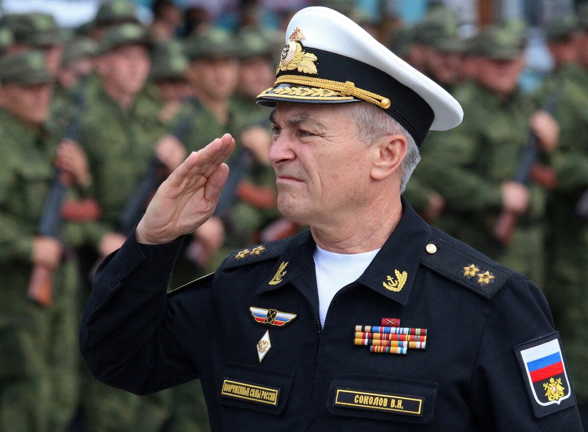 International court seeks the arrest of two Russian officers over ...
